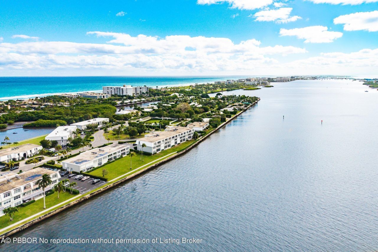 2170 Ibis Isle Road, Unit 2, Palm Beach, FL 33480 Photo