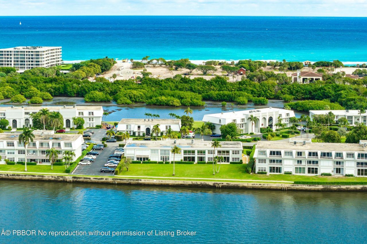 2170 Ibis Isle Road, Unit 2, Palm Beach, FL 33480 Photo