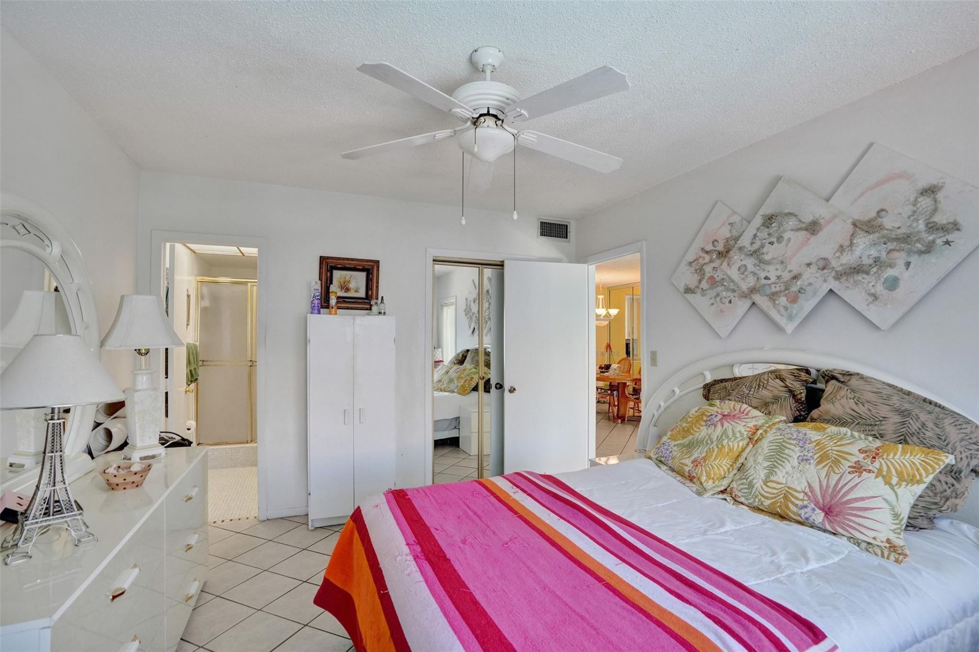 1461 S Ocean Boulevard, Unit 303, Lauderdale by the Sea, FL 33062 Photo