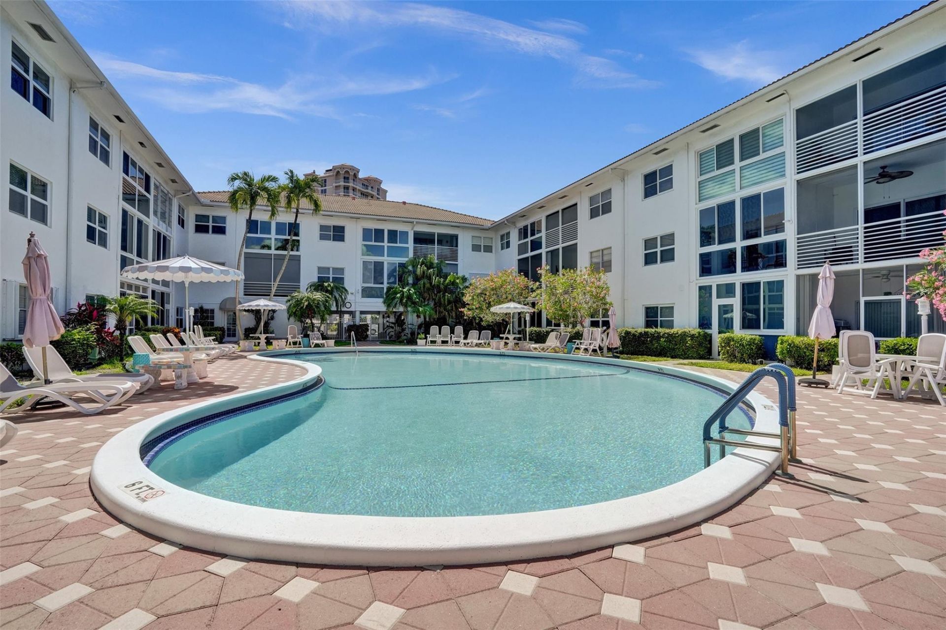 1461 S Ocean Boulevard, Unit 303, Lauderdale by the Sea, FL 33062 Photo