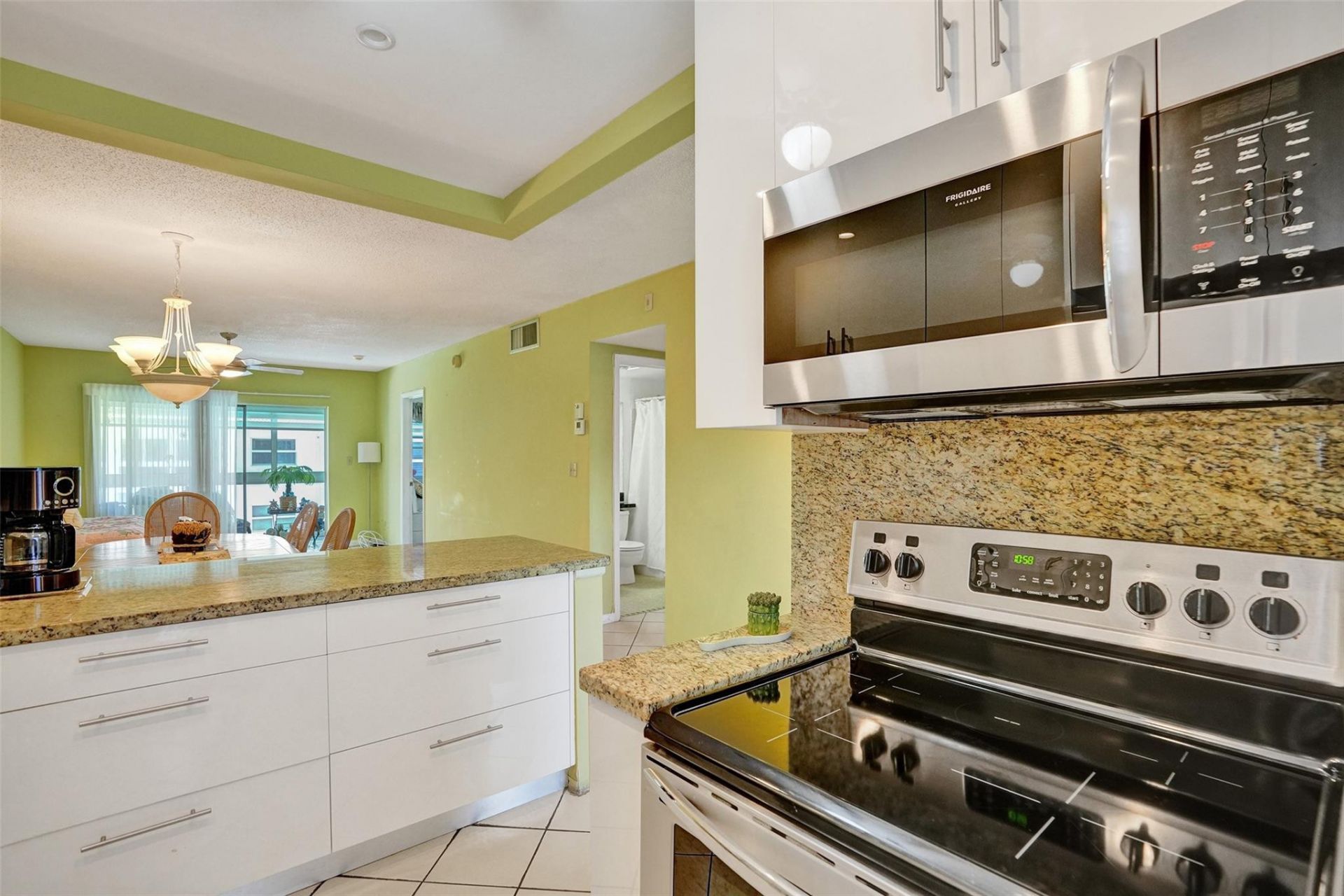 1461 S Ocean Boulevard, Unit 303, Lauderdale by the Sea, FL 33062 Photo