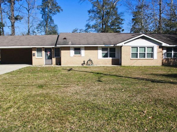 317 Oak St, Denham Springs, LA 70726