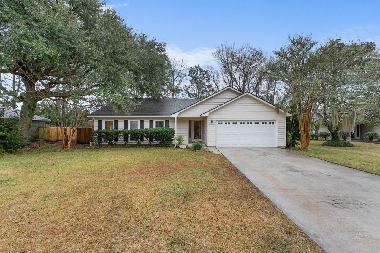 1121 Yorktown Court Photo 28