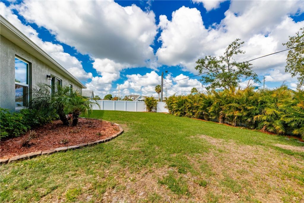938 Clearmont Street, Sebastian, FL 32958 Photo