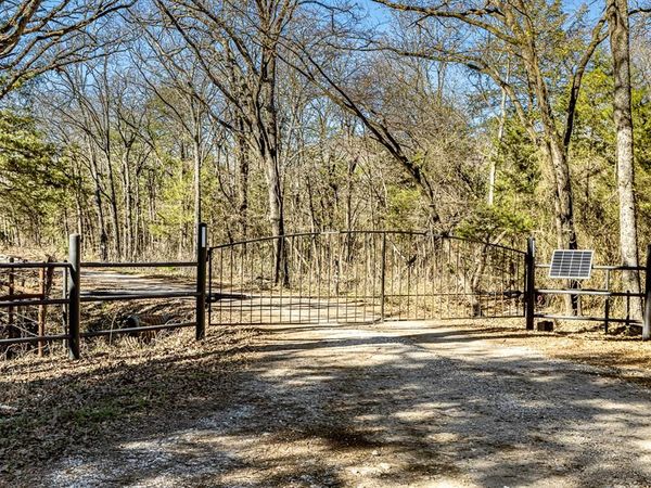 12005 County Road 4078 , Scurry, TX 75158