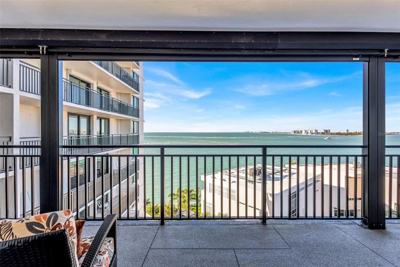 4822 Ocean Boulevard, Unit 8D, Siesta Key, FL 34242 Photo