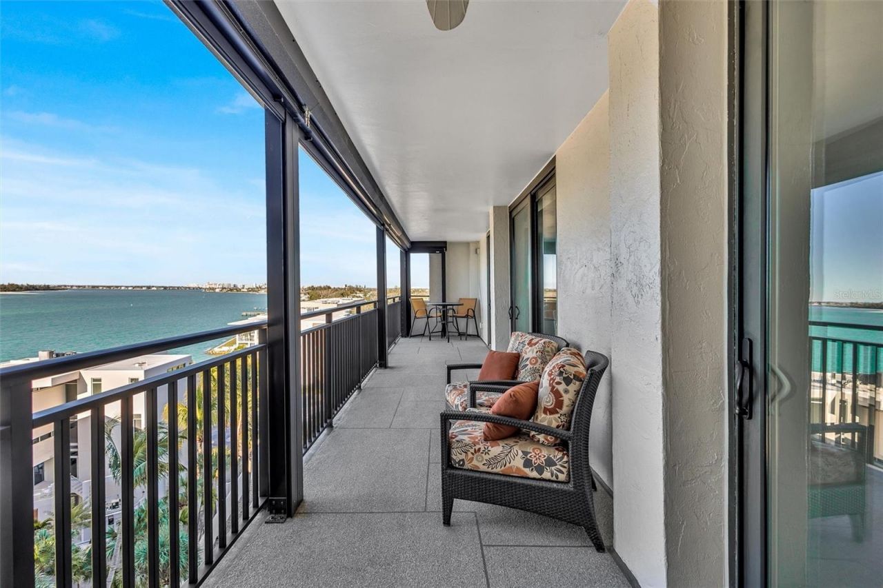 4822 Ocean Boulevard, Unit 8D, Siesta Key, FL 34242 Photo