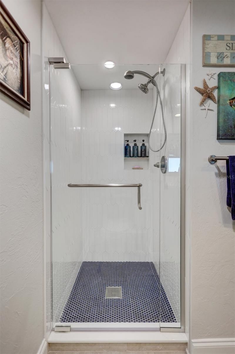 4822 Ocean Boulevard, Unit 8D, Siesta Key, FL 34242 Photo