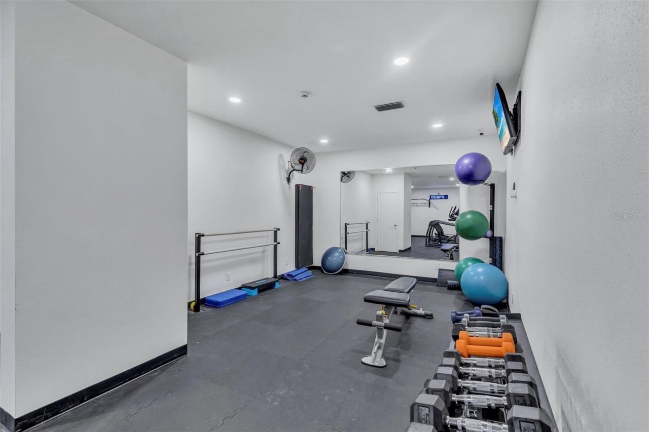 4822 Ocean Boulevard, Unit 8D, Siesta Key, FL 34242 Photo