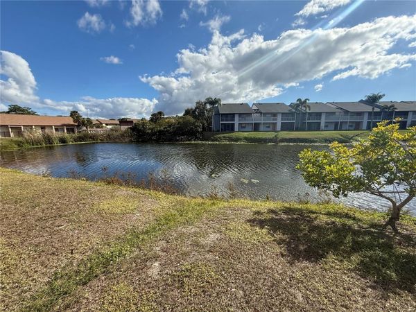 2636 HIDDEN LAKE DRIVE N, Unit H, SARASOTA, FL 34237