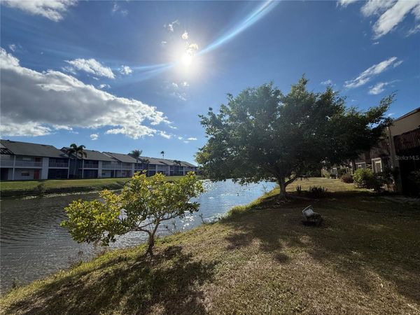 2632 HIDDEN LAKE DRIVE N, Unit H, SARASOTA, FL 34237