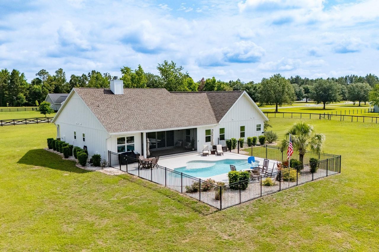 1151 SE 101st Street, Trenton, FL 32693 Photo