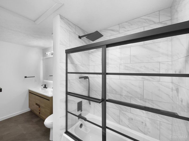 9432 Deer Walk Court, West Chester, OH 45069 Photo 10