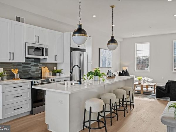 2715 LORRAINE COURT , PHILADELPHIA, PA 19131