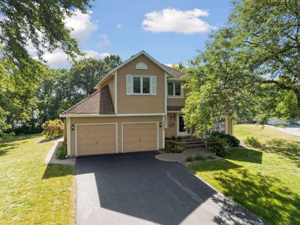 15637 91st Avenue N, Maple Grove, MN 55369