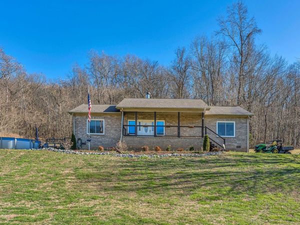 5063 Miller Lake Rd , Culleoka, TN 38451