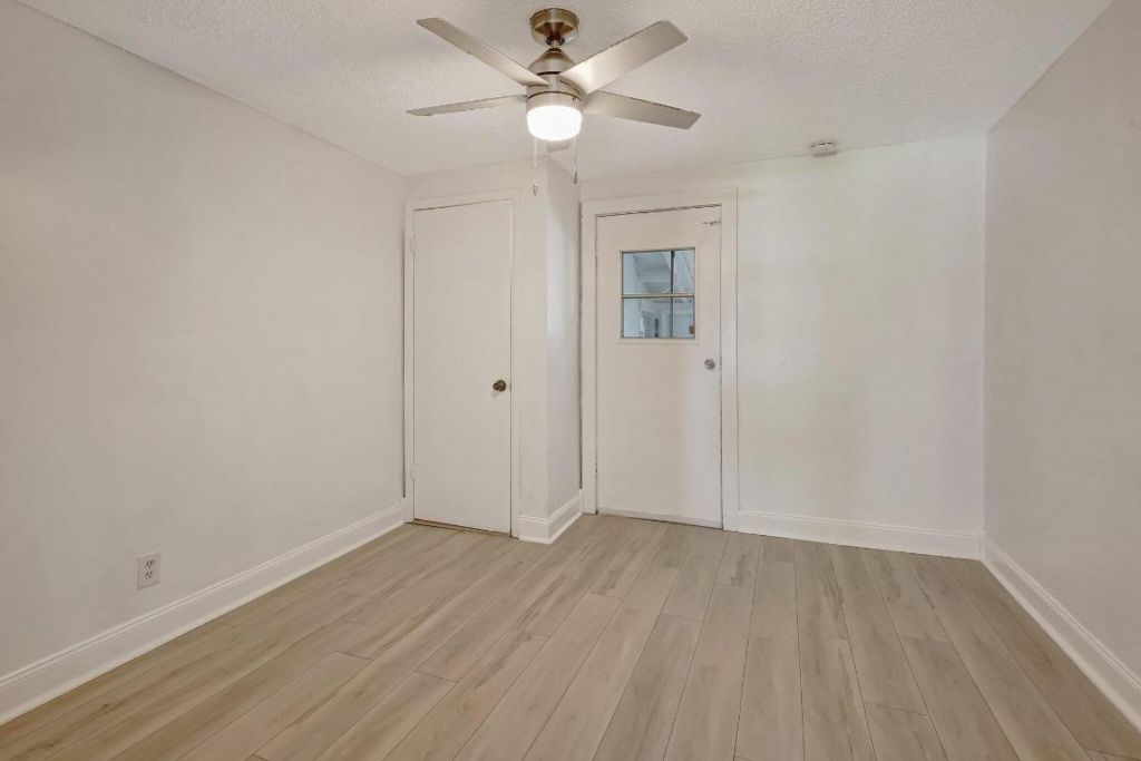 1226 N C Street, Lake Worth Beach, FL 33460 Photo