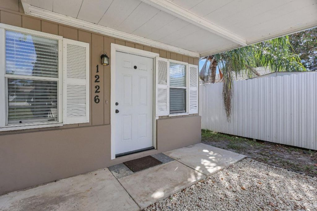 1226 N C Street, Lake Worth Beach, FL 33460 Photo