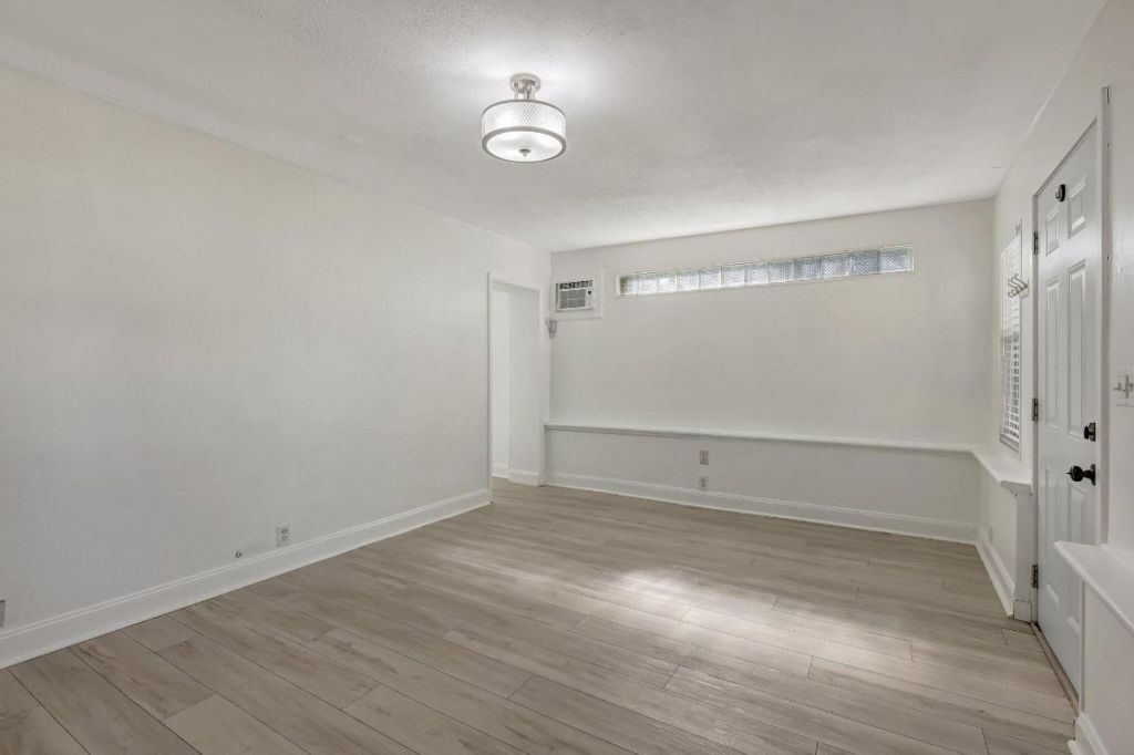 1226 N C Street, Lake Worth Beach, FL 33460 Photo