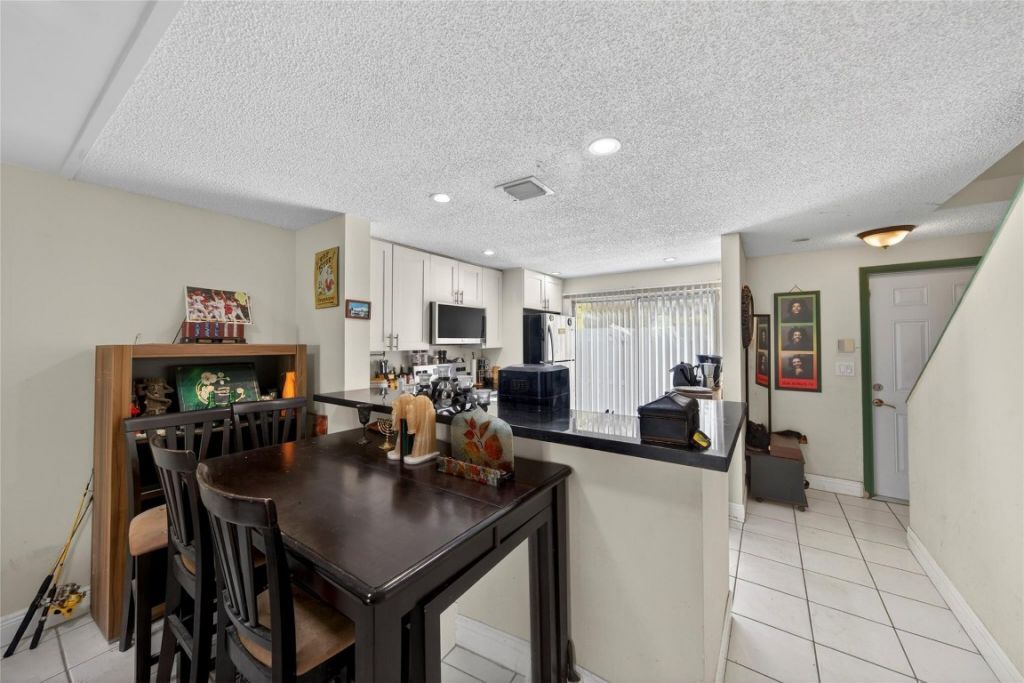 127 SW 3rd Street, Unit 127, Pompano Beach, FL 33060 Photo