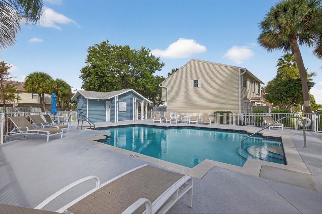 127 SW 3rd Street, Unit 127, Pompano Beach, FL 33060 Photo