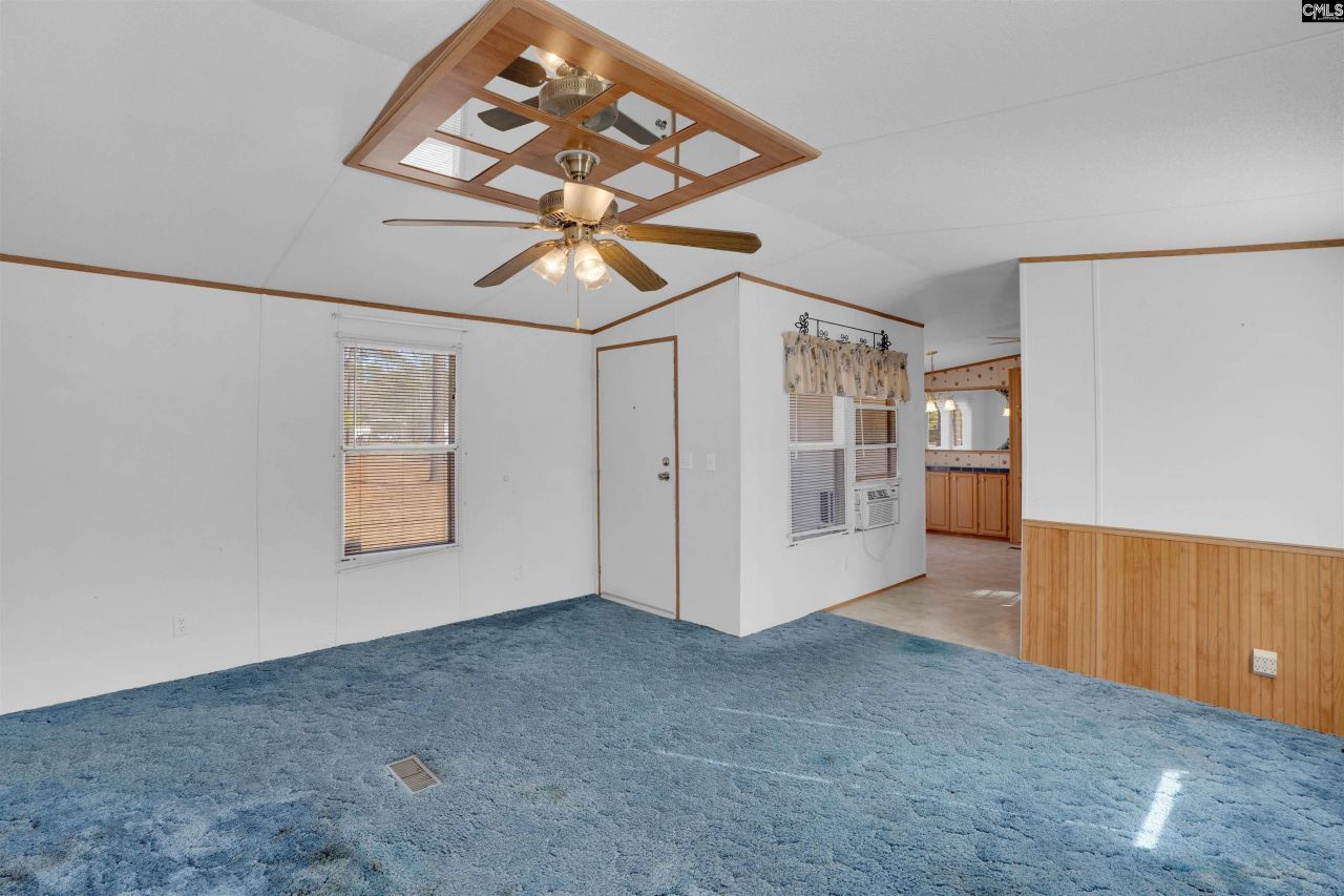 245 Watts Hill Road Photo 4