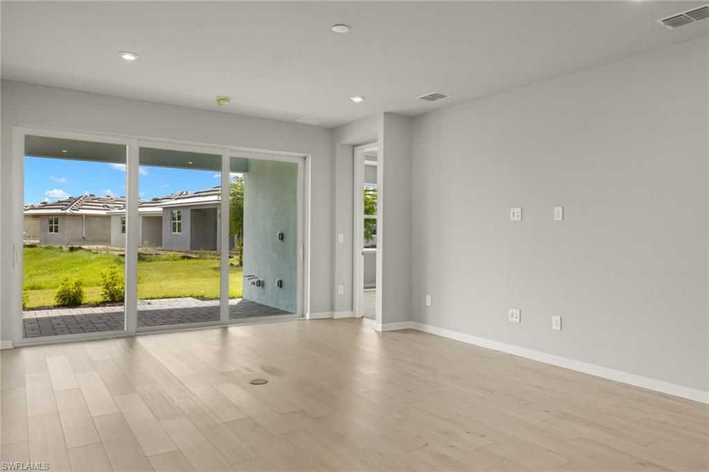 1553 Panoramic Vista Ave, Naples, FL 34114 Photo