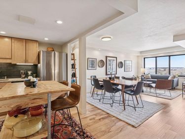 110 1st Avenue NE, Unit F803, Minneapolis, MN 55413