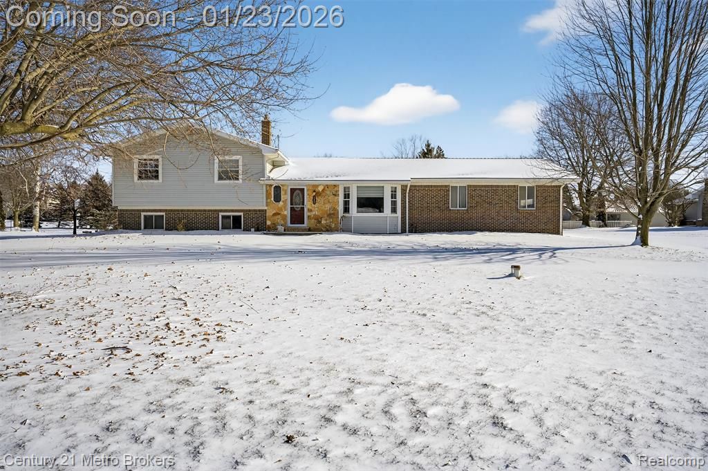 11452 Whitaker Road, Tyrone Township, MI 48430 Main Photo