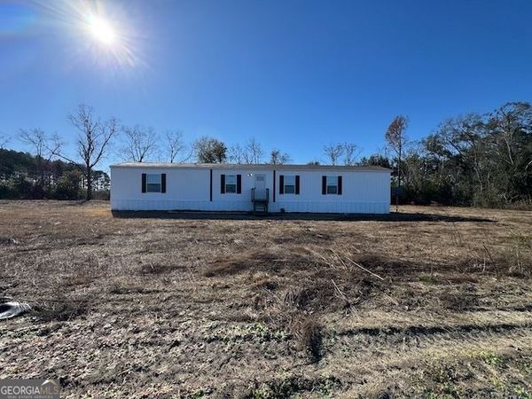 805 Smart Road, Alma, GA 31510