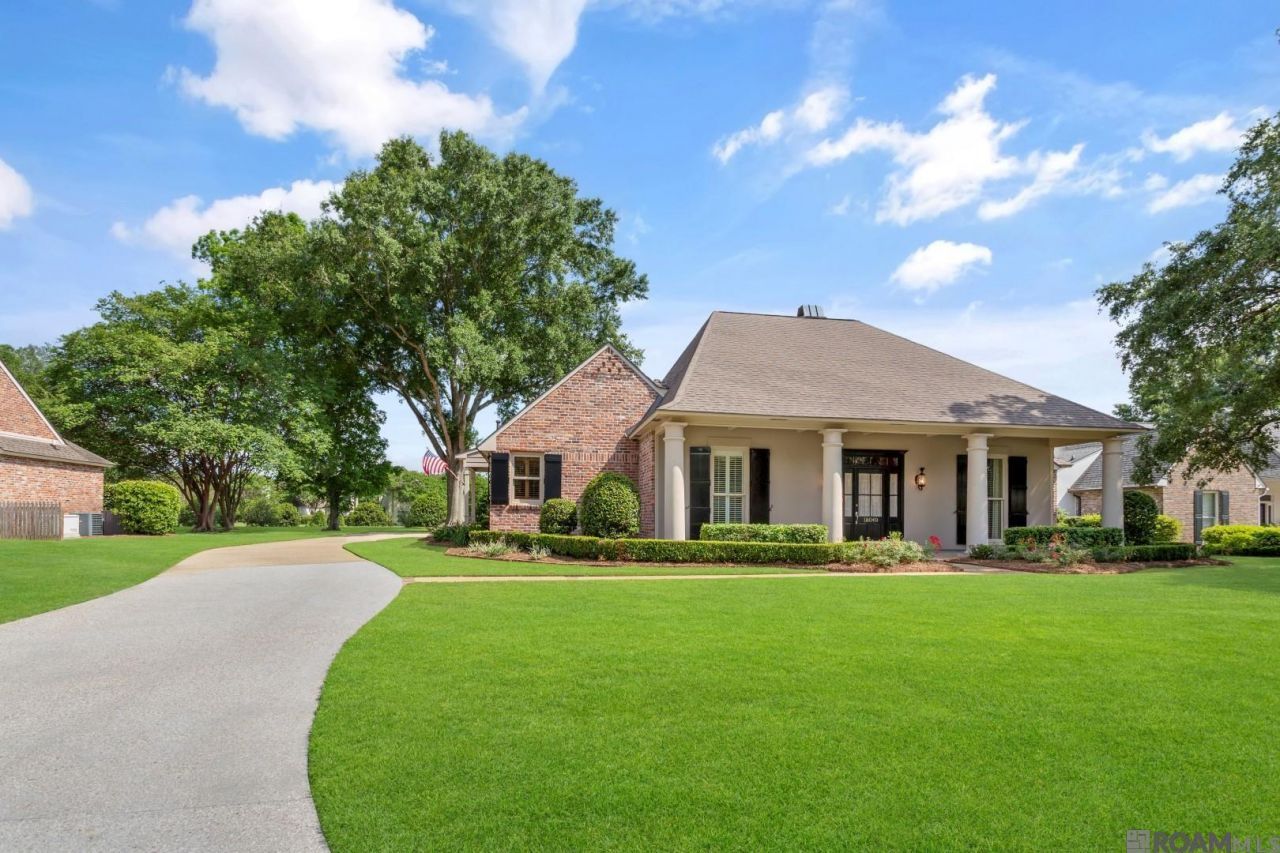 18040 Cascades Ave, Saint George, LA 70810 Main Photo