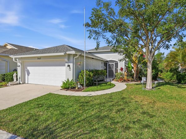 367 SW North Shore Boulevard, Port St. Lucie, FL 34986
