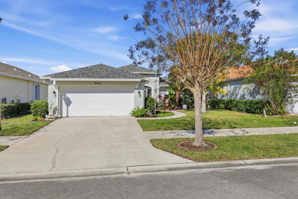 367 SW North Shore Boulevard, Port Saint Lucie, FL 34986 Photo