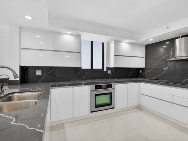 3420 S Ocean Boulevard, Unit PH-T, Highland Beach, FL 33487