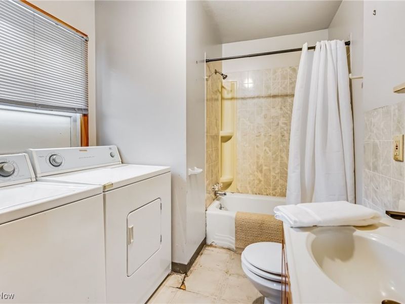 3240 Oak Street Extension, Youngstown, OH 44505 Photo 12