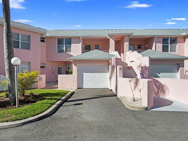 4220 PINEBROOK CIRCLE, Unit 10, BRADENTON, FL 34209