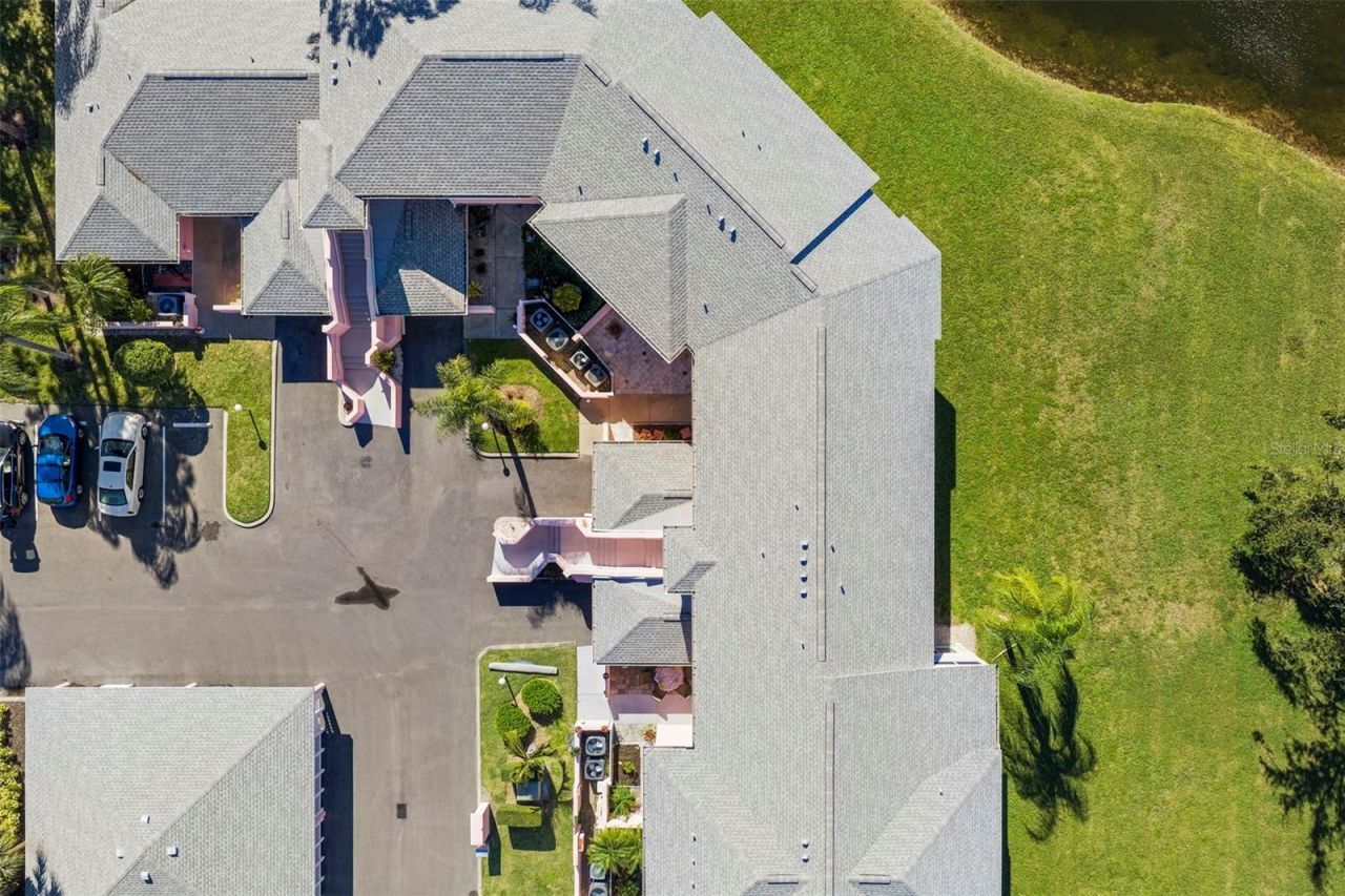 4220 Pinebrook Circle, Unit 10, Bradenton, FL 34209 Photo