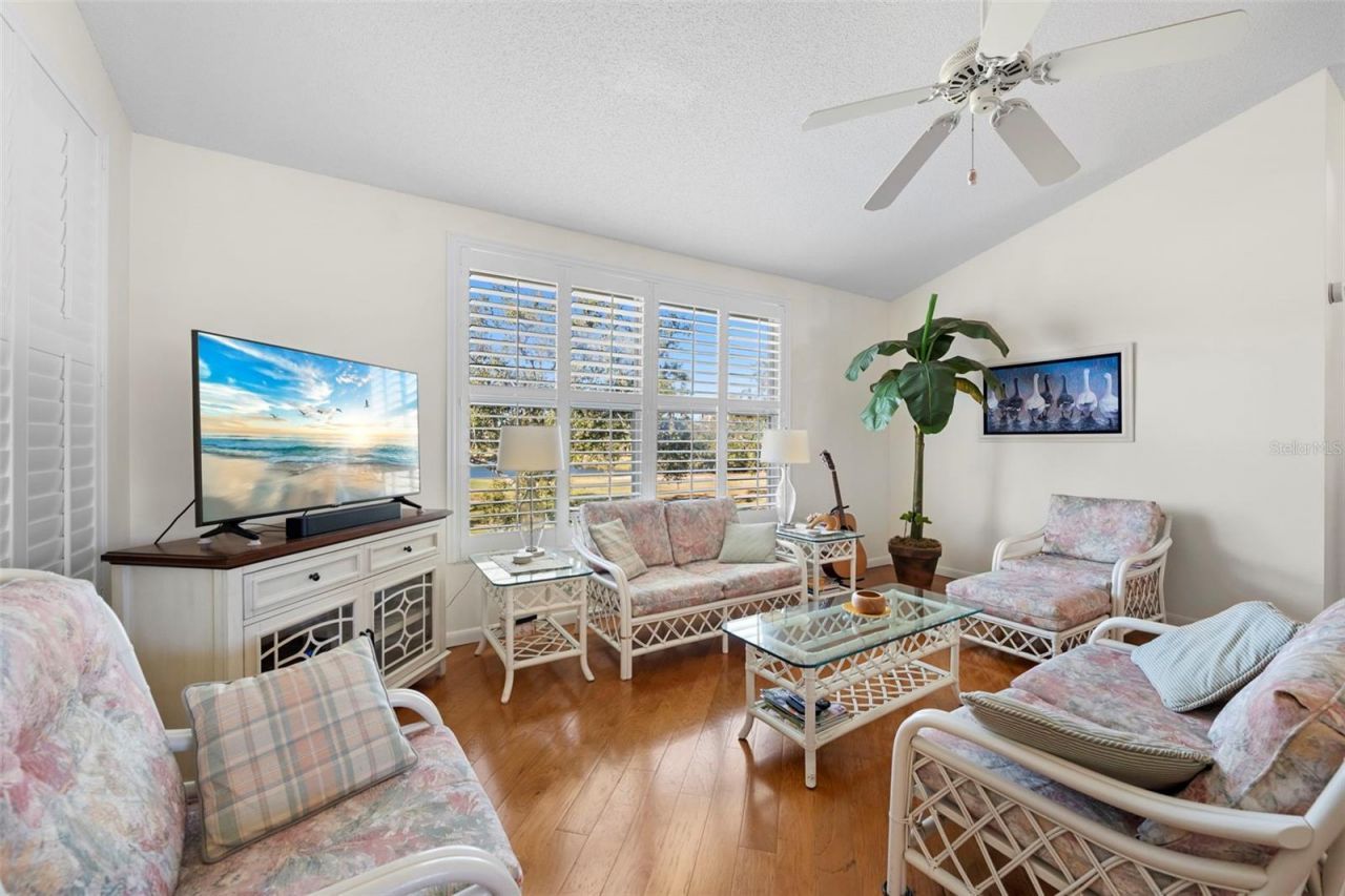 4220 Pinebrook Circle, Unit 10, Bradenton, FL 34209 Photo