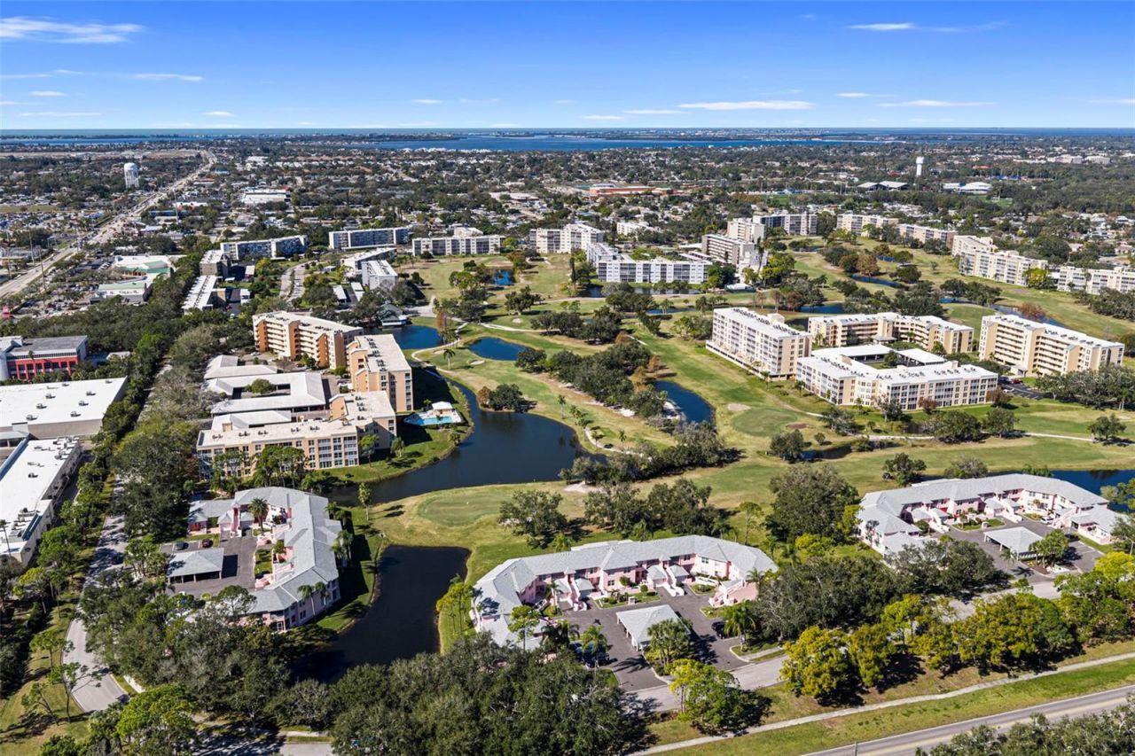 4220 Pinebrook Circle, Unit 10, Bradenton, FL 34209 Photo