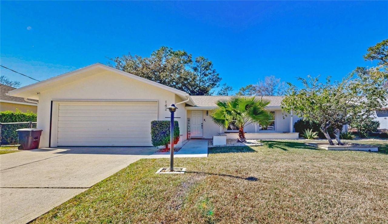 142 Foster Lane, Palm Coast, FL 32137 Main Photo
