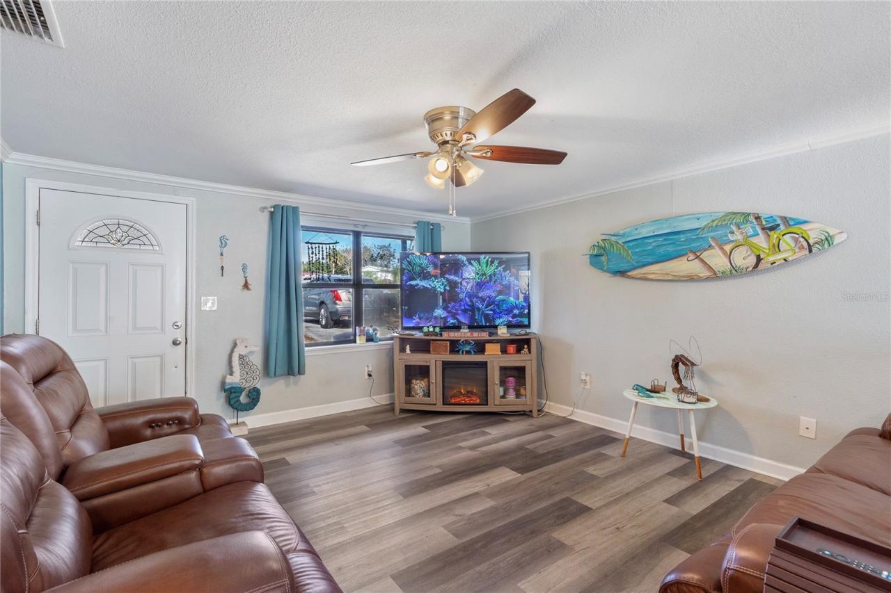 4162 Alafia Boulevard, Brandon, FL 33511 Photo