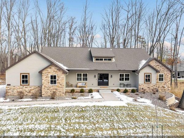 2442 LOXLEY COURT, Suamico, WI 54173