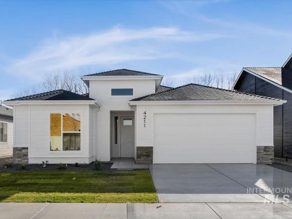882 S Contusion Ave, Nampa, ID 83651