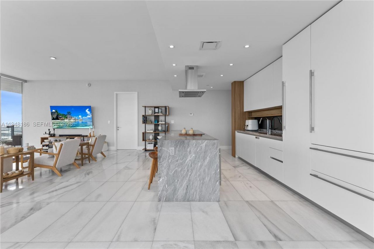 700 NE 26th Ter, Unit 4701, Miami, FL 33137 Photo