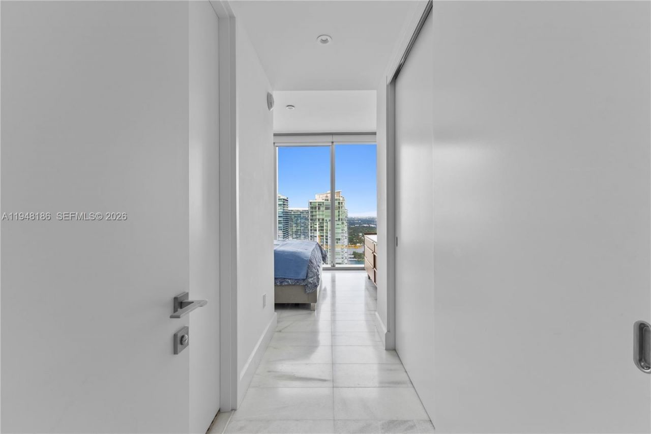 700 NE 26th Ter, Unit 4701, Miami, FL 33137 Photo