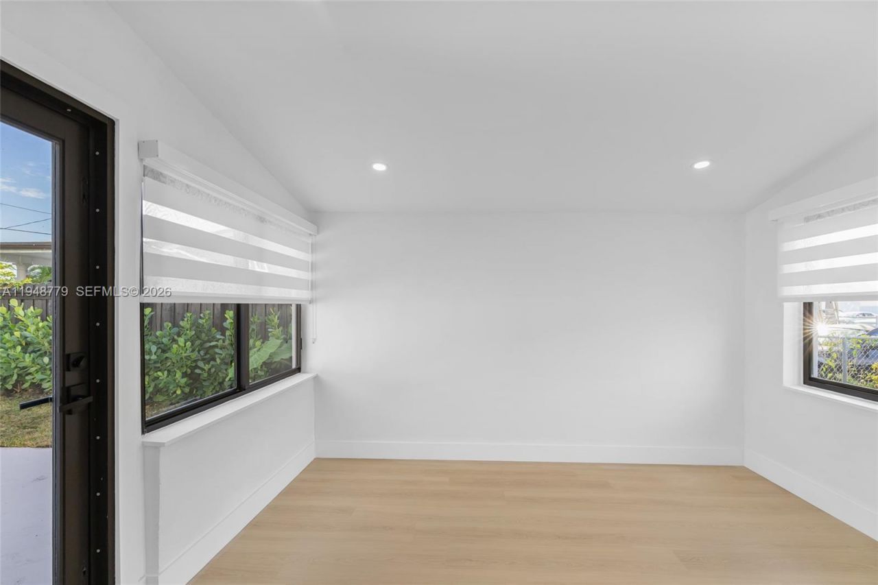 19831 Gulfstream Rd, Cutler Bay, FL 33157 Photo