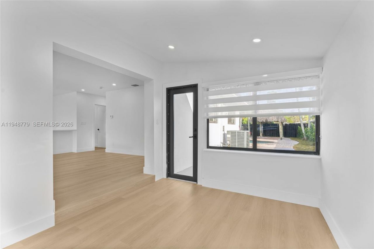 19831 Gulfstream Rd, Cutler Bay, FL 33157 Photo