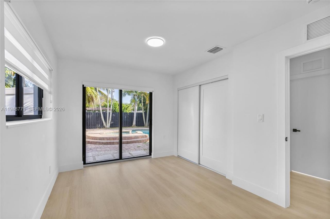 19831 Gulfstream Rd, Cutler Bay, FL 33157 Photo