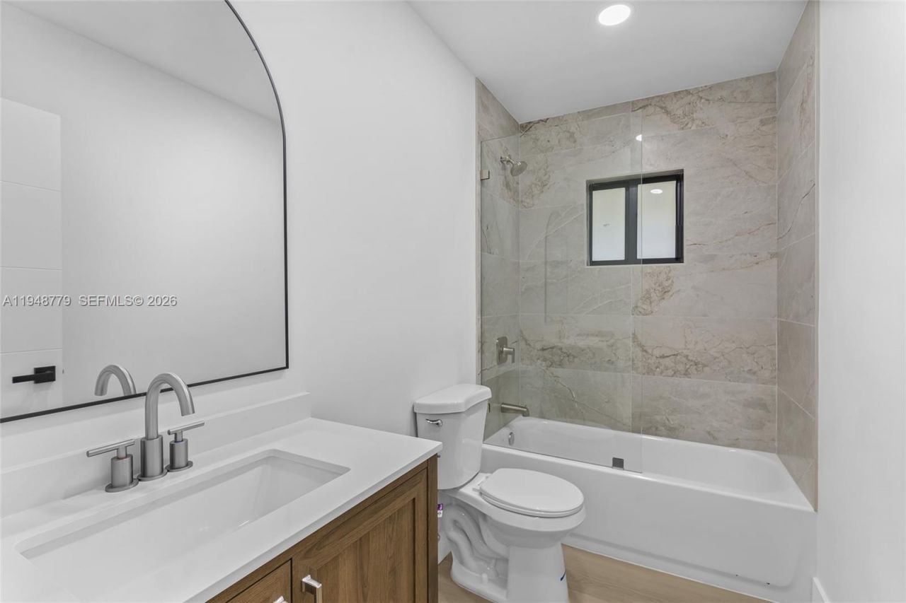 19831 Gulfstream Rd, Cutler Bay, FL 33157 Photo