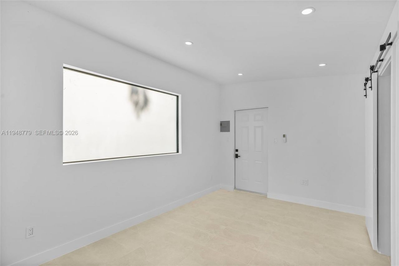 19831 Gulfstream Rd, Cutler Bay, FL 33157 Photo